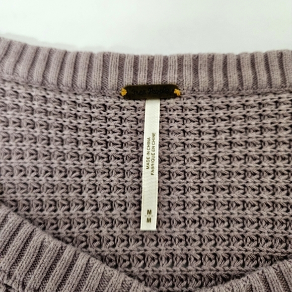 Free People Moonshine Waffle Knit Cold Shoulder Sweater in Lavender Size Medium - Picture 9 of 14